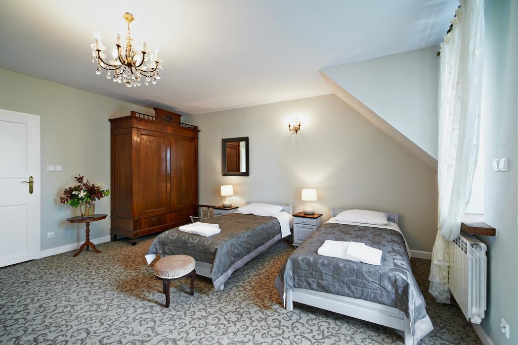 Bed and Breakfast Dwór Osmolice Bialki Dolne Exterior foto