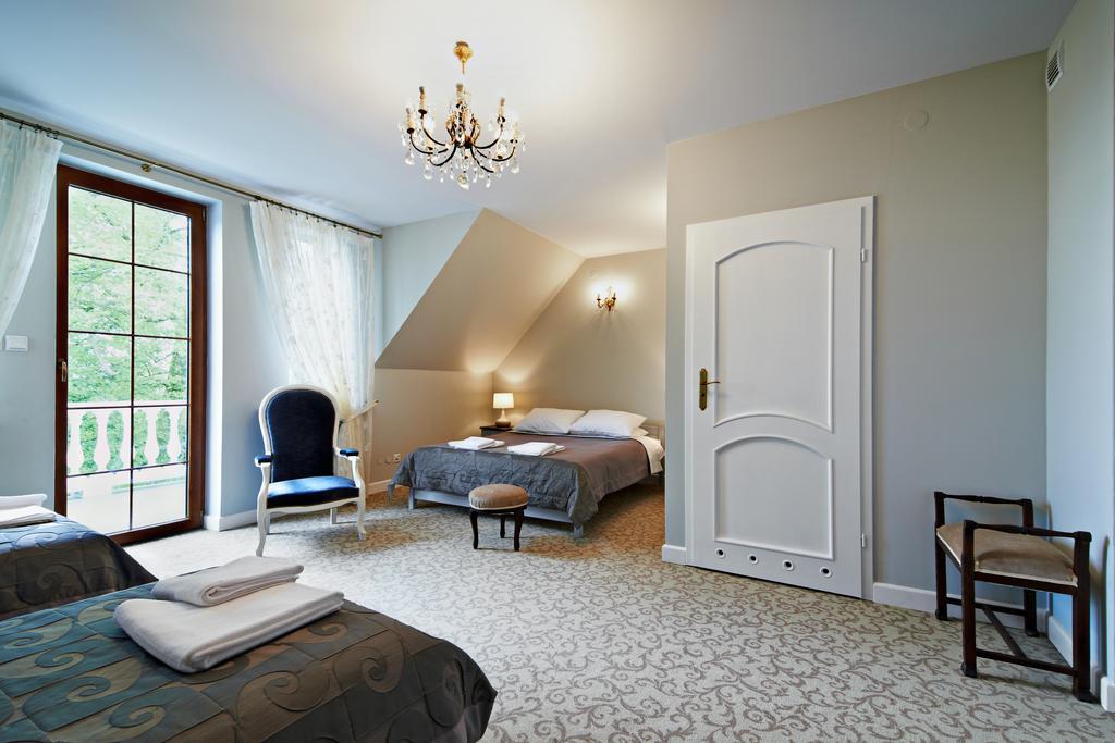Bed and Breakfast Dwór Osmolice Bialki Dolne Exterior foto