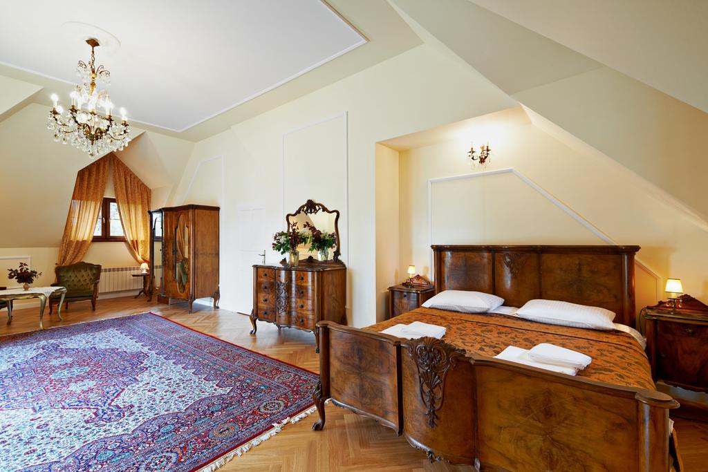 Bed and Breakfast Dwór Osmolice Bialki Dolne Exterior foto